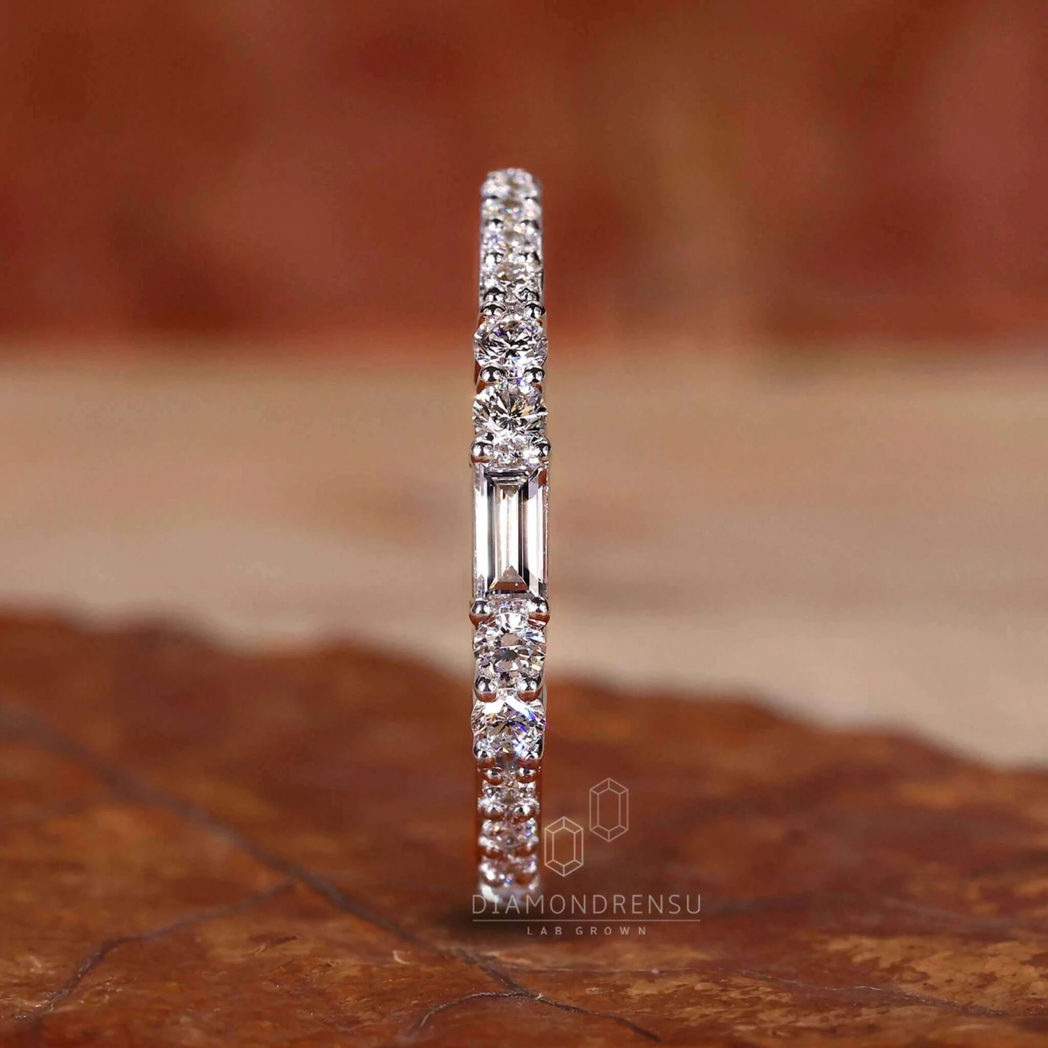 Baguette And Round Cut EF/VS Lab Grown Diamond Wedding Band - Image 5