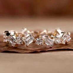 Zig Zag Emerald And Round Lab Grown Diamond Wedding Band