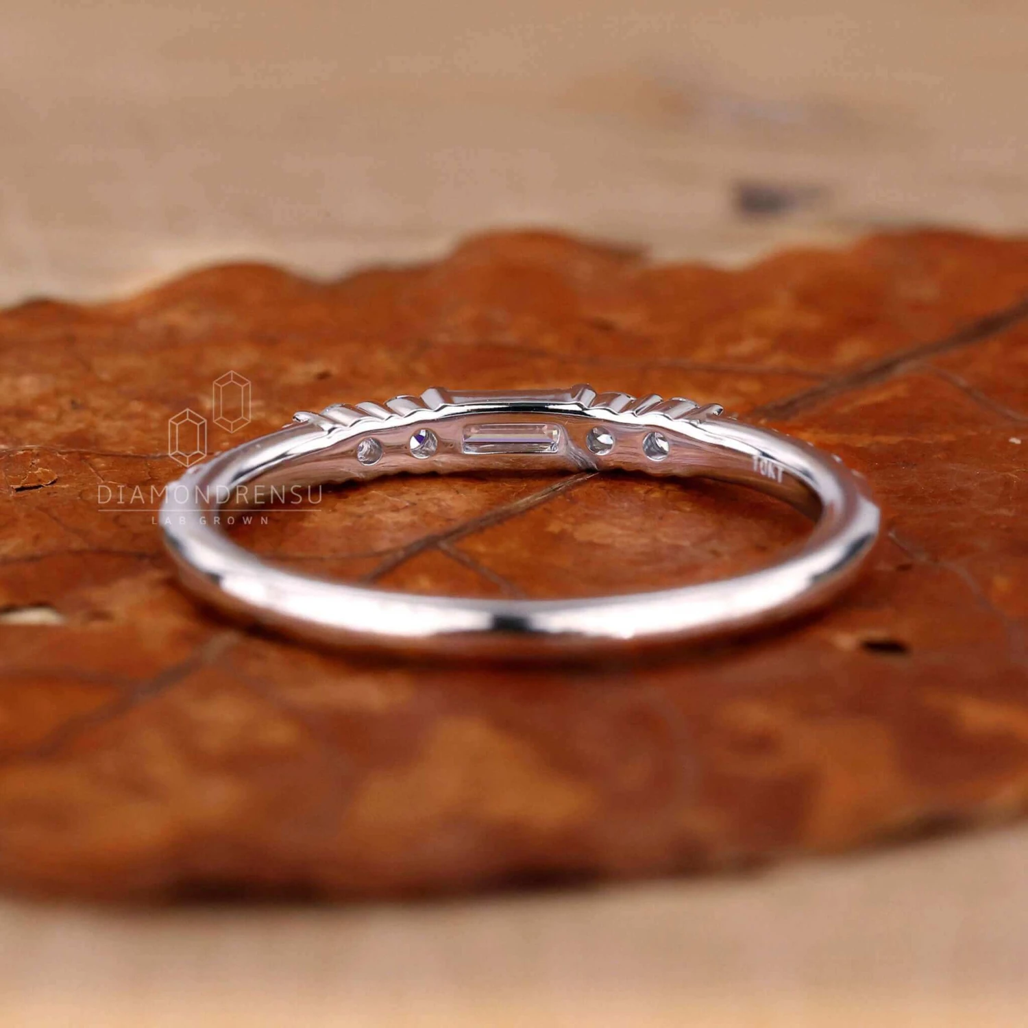 Baguette And Round Cut EF/VS Lab Grown Diamond Wedding Band - Image 6