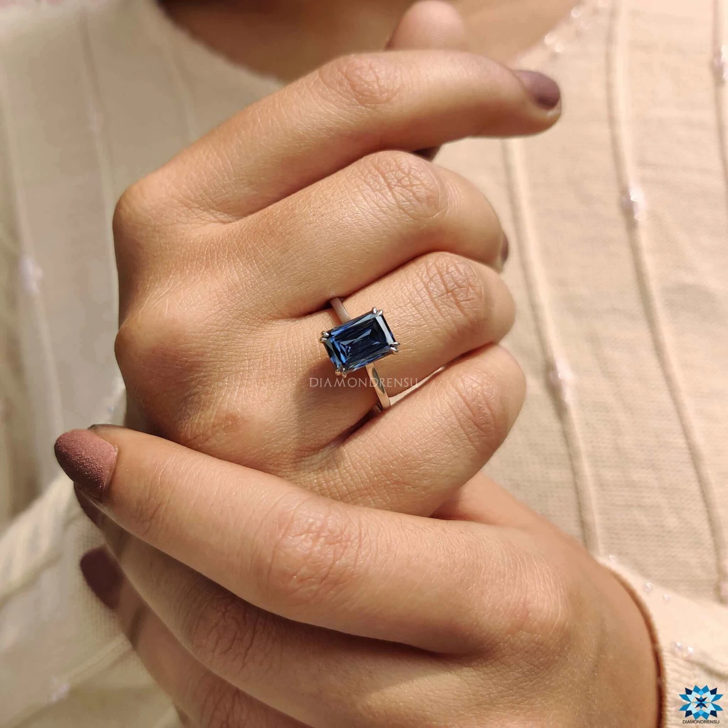 Royal Blue Criss Cut Moissanite Solitaire Engagement Ring - Image 7