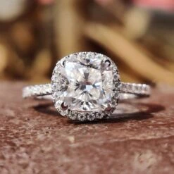 1.83 DEW Cushion Cut Dazzling Halo Moissanite Engagement Ring