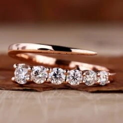 Round Lab Grown Diamond Anniversary Ring For Women