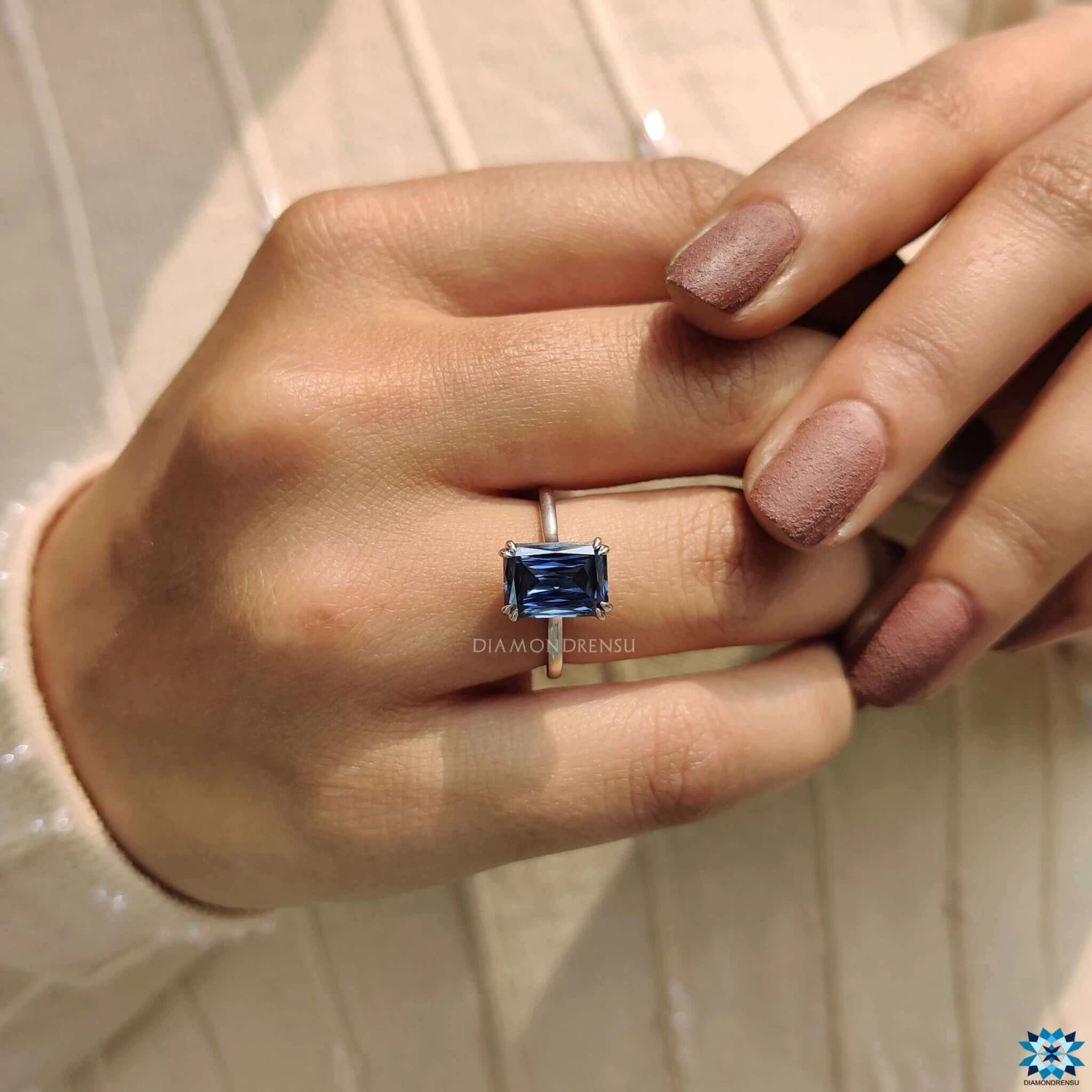 Royal Blue Criss Cut Moissanite Solitaire Engagement Ring - Image 8