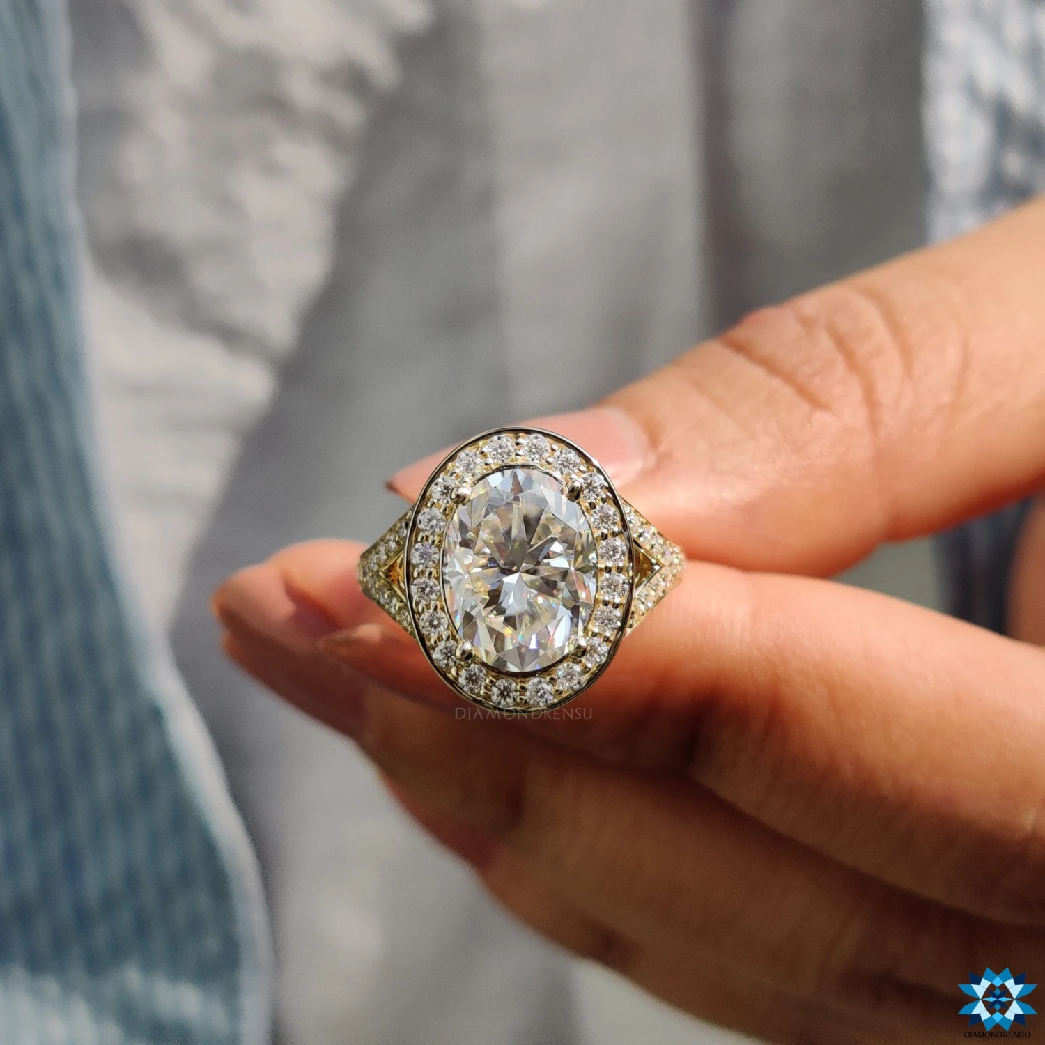 Beautiful Split Shank Halo Engagement Ring, 3.29 CT Oval Engagement Ring, Handmade Ring - Image 4