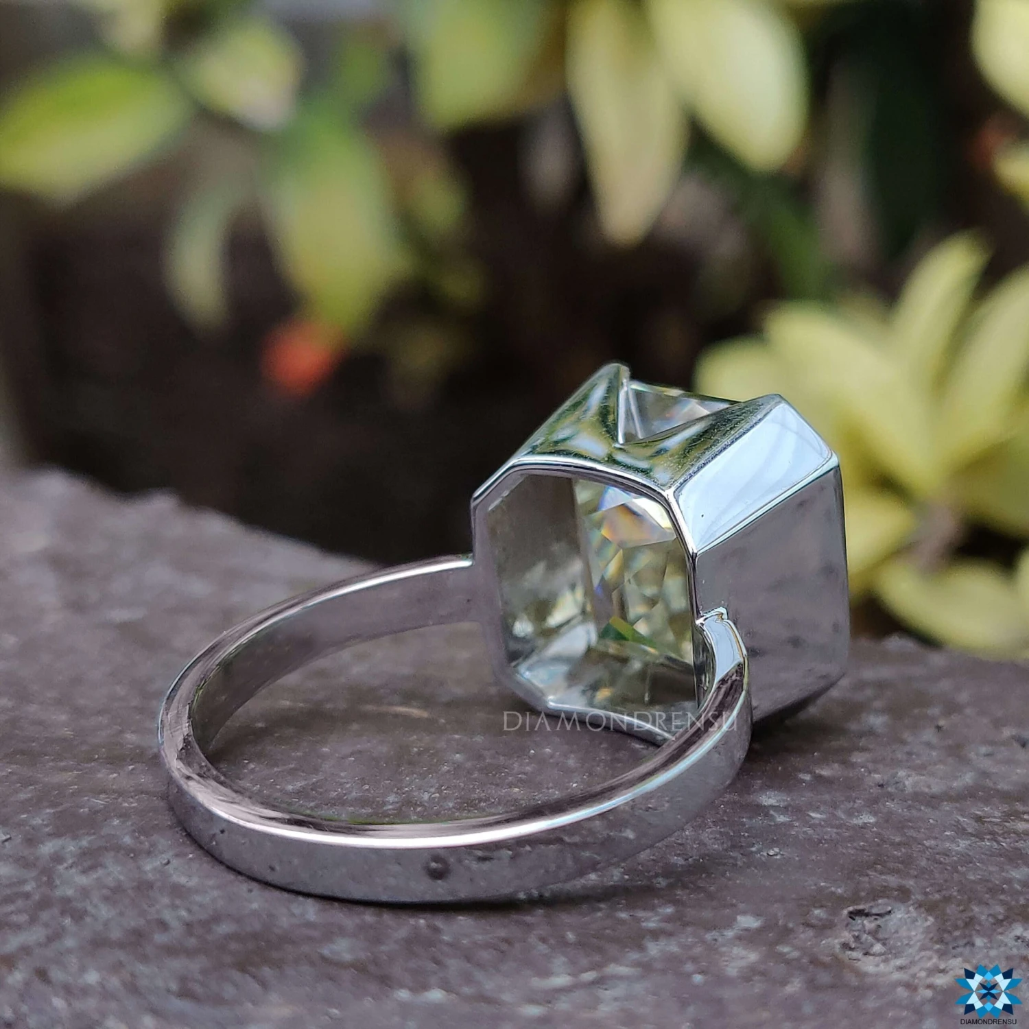 Unique 9.14 CT Criss Cut Moissanite Half Bezel Set Solitaire Engagement Ring - Image 5