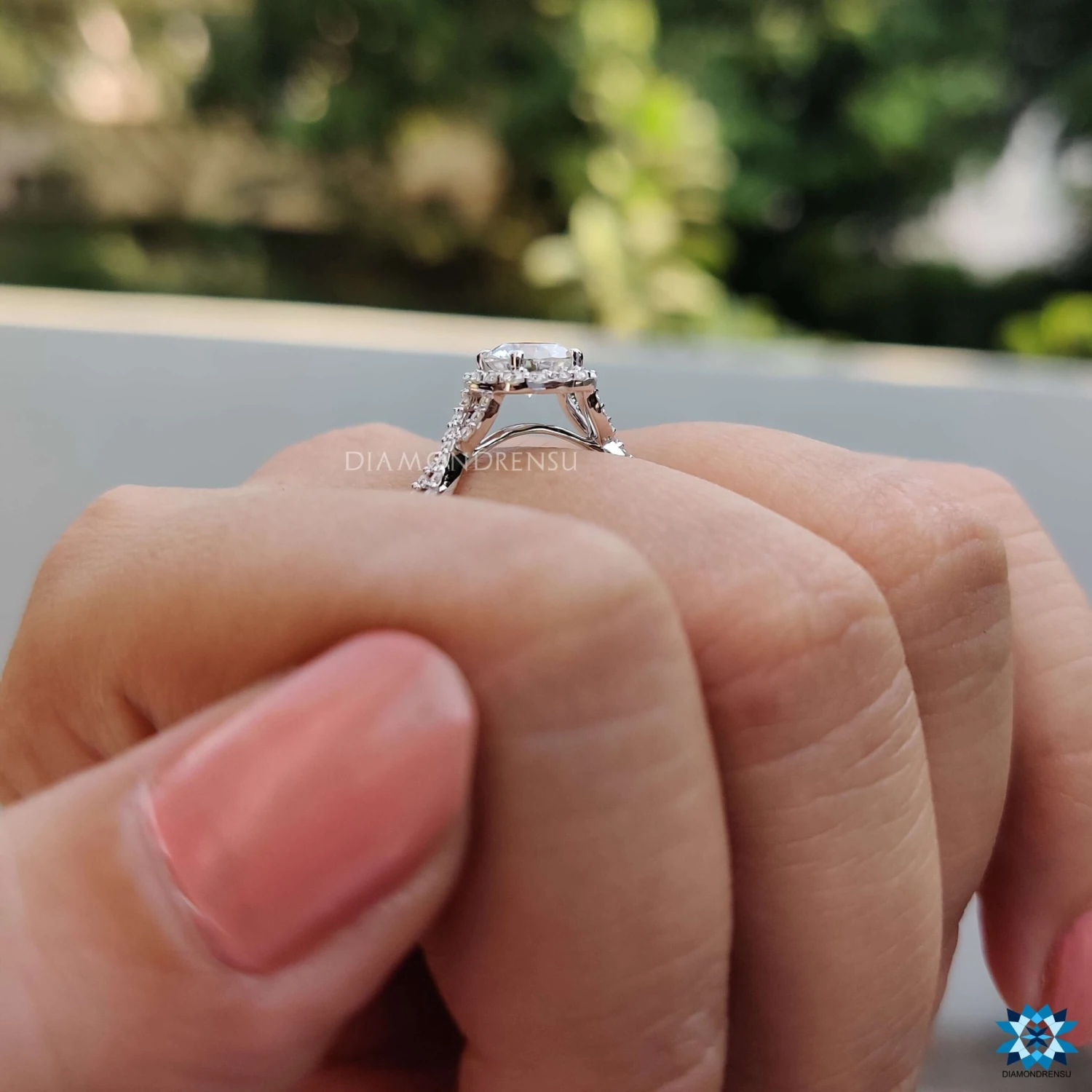 1.13 TCW Round Cut Dazzling Twisted Pave Set Halo Engagement Ring - Image 8