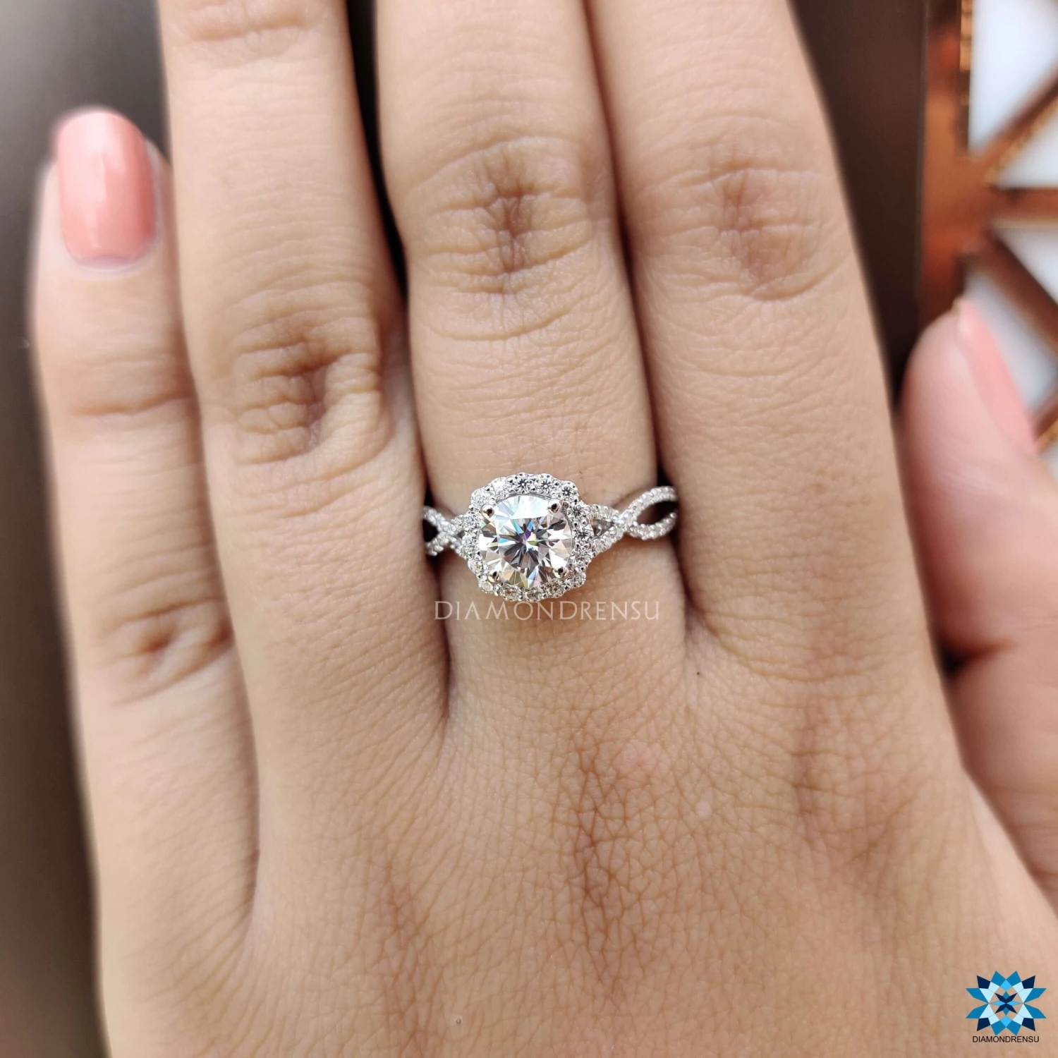 1.13 TCW Round Cut Dazzling Twisted Pave Set Halo Engagement Ring - Image 2